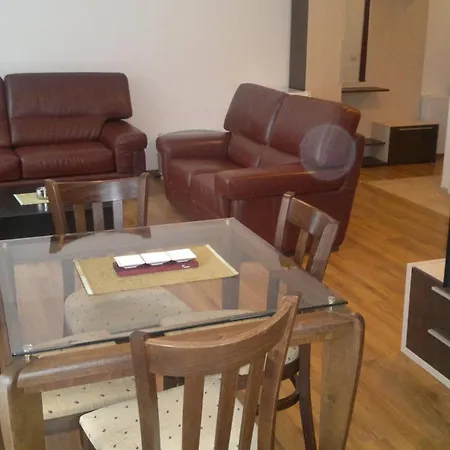 Admiral Plaza ساني بيتش