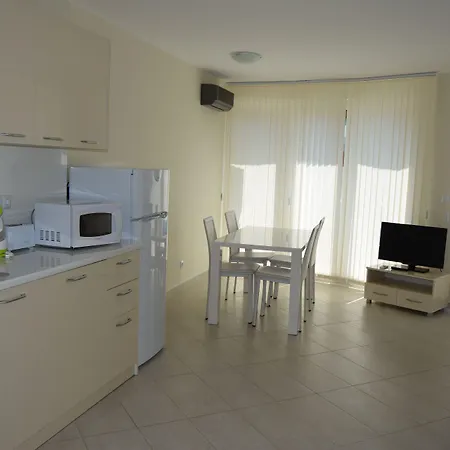 Admiral Plaza דירה סאני ביץ'