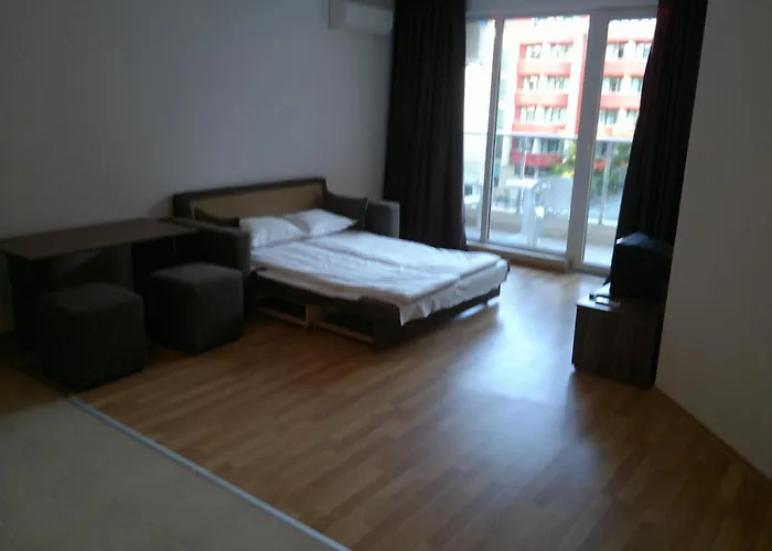 Admiral Plaza Napospart