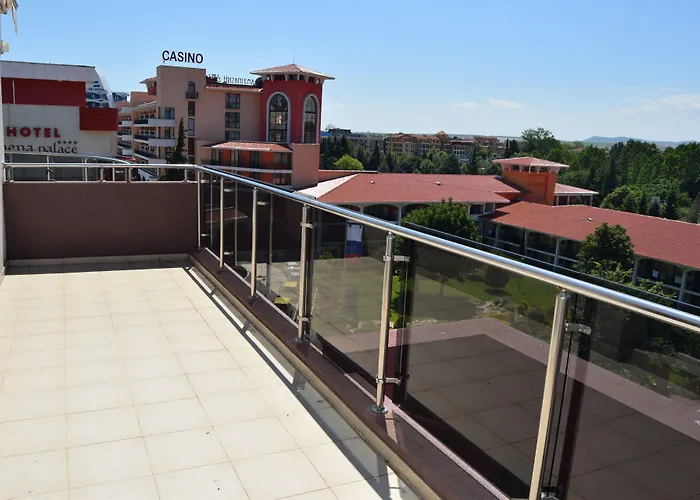 Admiral Plaza Apartman Napospart