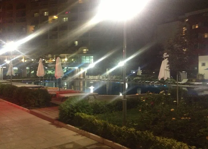 海军上将广场公寓酒店