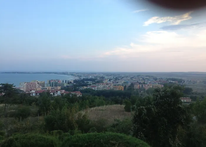 海军上将广场公寓酒店