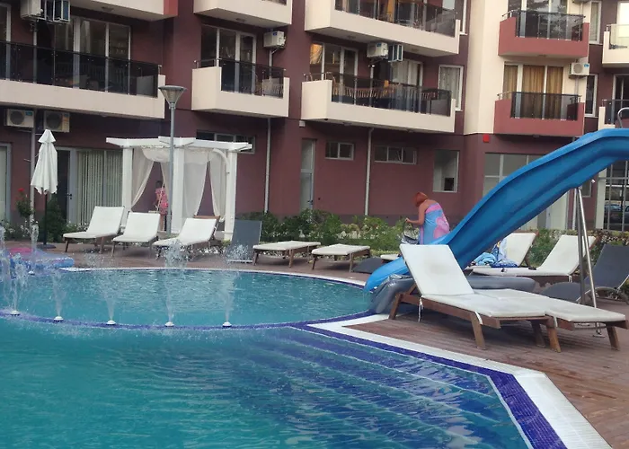 Admiral Plaza Apartman