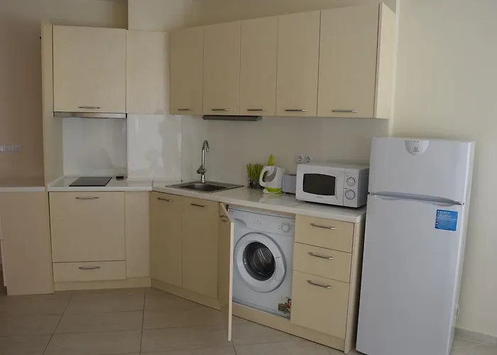 Admiral Plaza Napospart