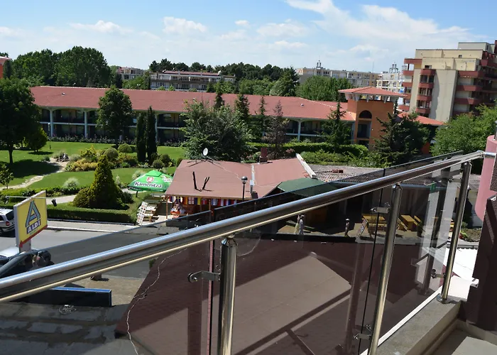 Admiral Plaza Сонячний Берег